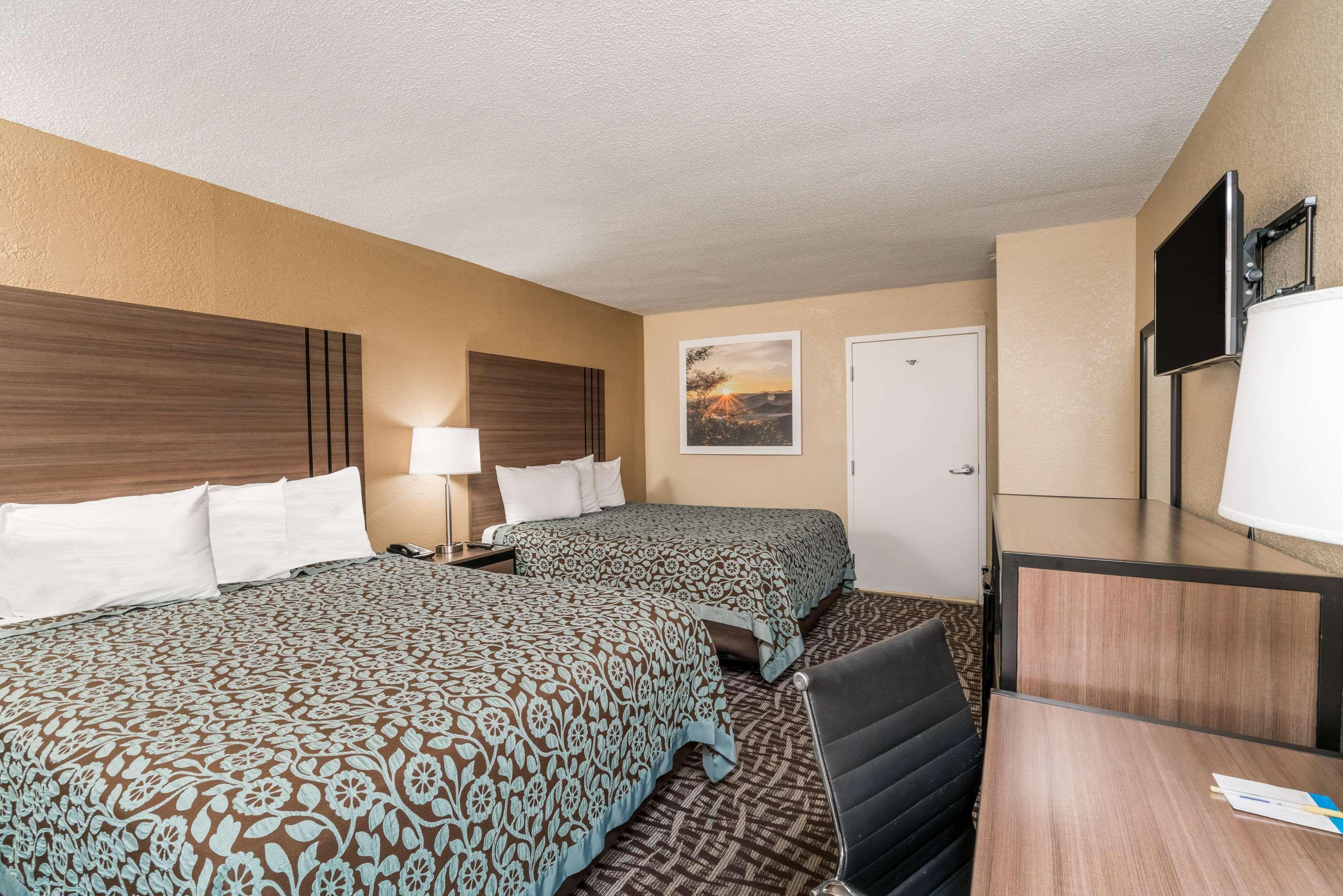 Days Inn By Wyndham Goodlettsville Nashville מראה חיצוני תמונה