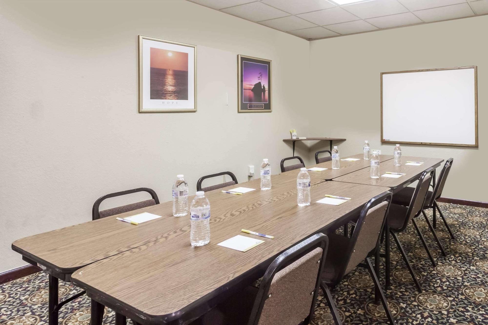 Days Inn By Wyndham Goodlettsville Nashville מראה חיצוני תמונה